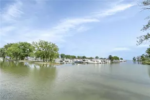 10850 E Bayshore Rd, Marblehead, OH 43440 - Photo 42