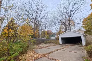 801 Storer Ave, Akron, OH 44320 - Photo 24