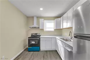 2400 Oberlin Ave, Lorain, OH 44052 - Photo 6