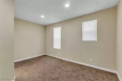 2400 Oberlin Avenue, Lorain, OH 44052 - Photo 14