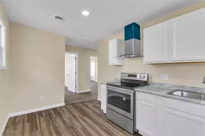 2400 Oberlin Avenue, Lorain, OH 44052 - Photo 26