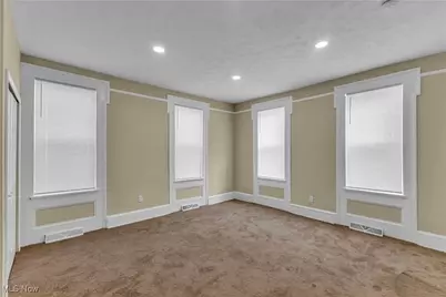 2400 Oberlin Avenue, Lorain, OH 44052 - Photo 12