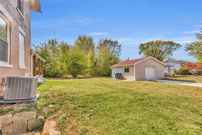 2400 Oberlin Avenue, Lorain, OH 44052 - Photo 36