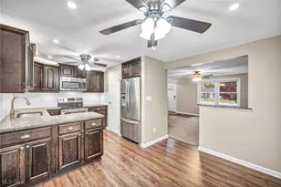 6310 Berwick St, Madison, OH 44057 - Photo 14