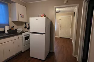 1406 N 6th St, Martins Ferry, OH 43935 - Photo 4