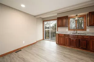 2668 30th St SW, Akron, OH 44314 - Photo 8