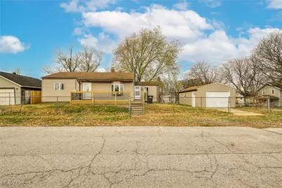 2668 30th Street SW, Akron, OH 44314 - Photo 24