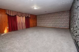 297 Abbe Rd N, Elyria, OH 44035 - Photo 6