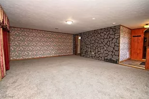 297 Abbe Rd N, Elyria, OH 44035 - Photo 4