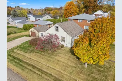 375 25th Street SE, Massillon, OH 44646 - Photo 4