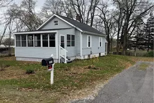 1729 Gambrinus Ave SW, Canton, OH 44706 - Photo 2