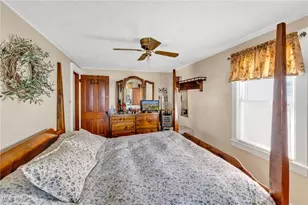 347 Kenyon Ave, Elyria, OH 44035 - Photo 16