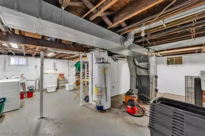 347 Kenyon Avenue, Elyria, OH 44035 - Photo 22