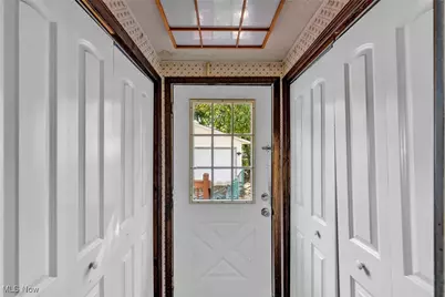 347 Kenyon Avenue, Elyria, OH 44035 - Photo 14