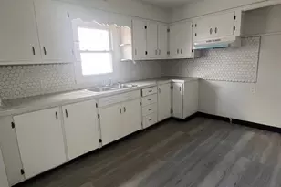 506 8th St, Struthers, OH 44471 - Photo 2