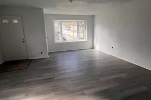 506 8th St, Struthers, OH 44471 - Photo 6