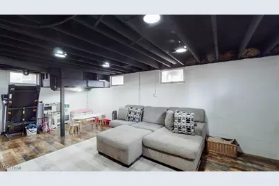 1630 E Maple Street NW, North Canton, OH 44720 - Photo 28