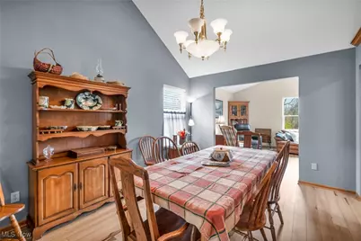 902 Devonwood Drive, Wadsworth, OH 44281 - Photo 10