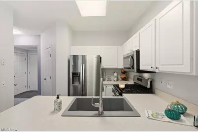 104 Falls River Drive, Munroe Falls, OH 44262 - Photo 18