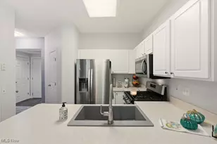 104 Falls River Dr, Munroe Falls, OH 44262 - Photo 18