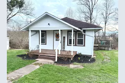 5018 Elmwood Avenue, Parkersburg, WV 26101 - Photo 2