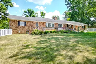 221 Efts Ln, Steubenville, OH 43953 - Photo 4