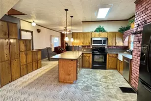 615 Franklin Ave, Conesville, OH 43811 - Photo 12