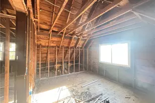 1677 Cliffview Rd, Loveland, OH 44112 - Photo 24