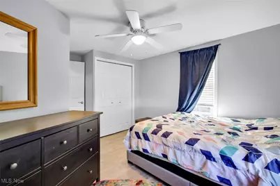 986 Shannon Avenue, Barberton, OH 44203 - Photo 24