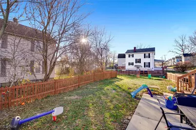 986 Shannon Avenue, Barberton, OH 44203 - Photo 28