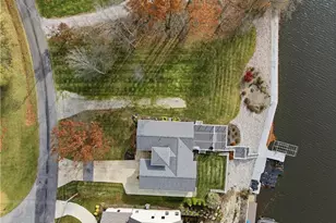 1531 Lake Crest Dr, Roaming Shores, OH 44084 - Photo 8