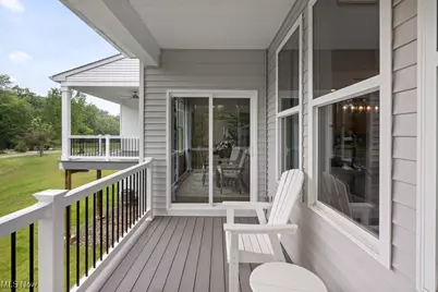 9210 Ledge View Terrace, Grandview Heights, OH 44147 - Photo 12