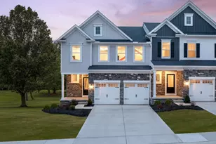 9210 Ledge View Ter, Grandview Heights, OH 44147 - Photo 2