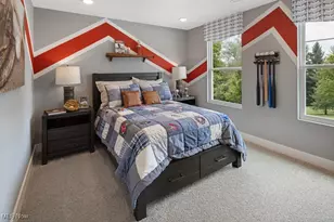 9210 Ledge View Ter, Grandview Heights, OH 44147 - Photo 20