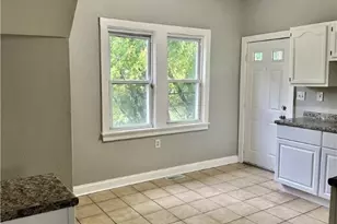 528 E 109th St, Loveland, OH 44108 - Photo 8