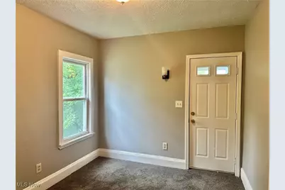 528 E 109th Street, Loveland, OH 44108 - Photo 12
