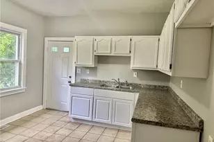 528 E 109th St, Loveland, OH 44108 - Photo 6