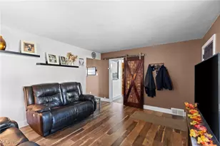 3928 Hanlin St, Weirton, WV 26062 - Photo 8