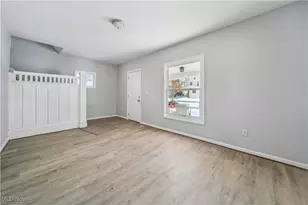 702 Grace Ave, Akron, OH 44320 - Photo 4