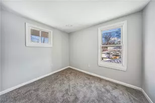 702 Grace Ave, Akron, OH 44320 - Photo 16