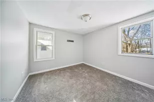 702 Grace Ave, Akron, OH 44320 - Photo 20