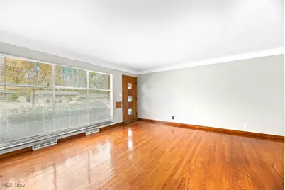 2023 Thurmont Road, Akron, OH 44313 - Photo 6