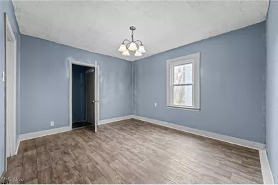 379 Homestead Street, Akron, OH 44306 - Photo 12