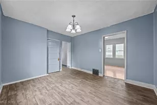 379 Homestead St, Akron, OH 44306 - Photo 14