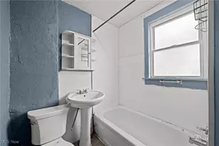 379 Homestead St, Akron, OH 44306 - Photo 20