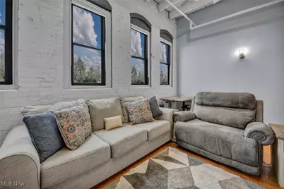 1133 W 9th Street #409, Loveland, OH 44113 - Photo 10