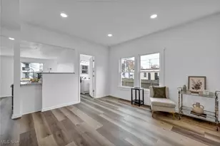 828 Nela View Rd, Loveland, OH 44112 - Photo 10