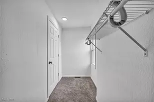 828 Nela View Rd, Loveland, OH 44112 - Photo 20