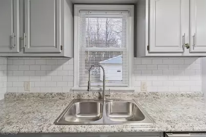 14104 Saybrook Avenue, Loveland, OH 44105 - Photo 16