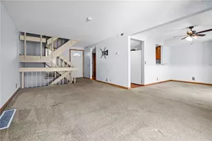 231 Deepwood Dr, Wadsworth, OH 44281 - Photo 6